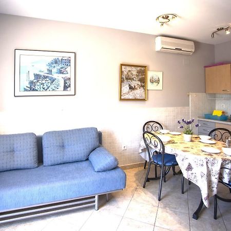 Apartamento Villla Brigitte Tučepi Exterior foto