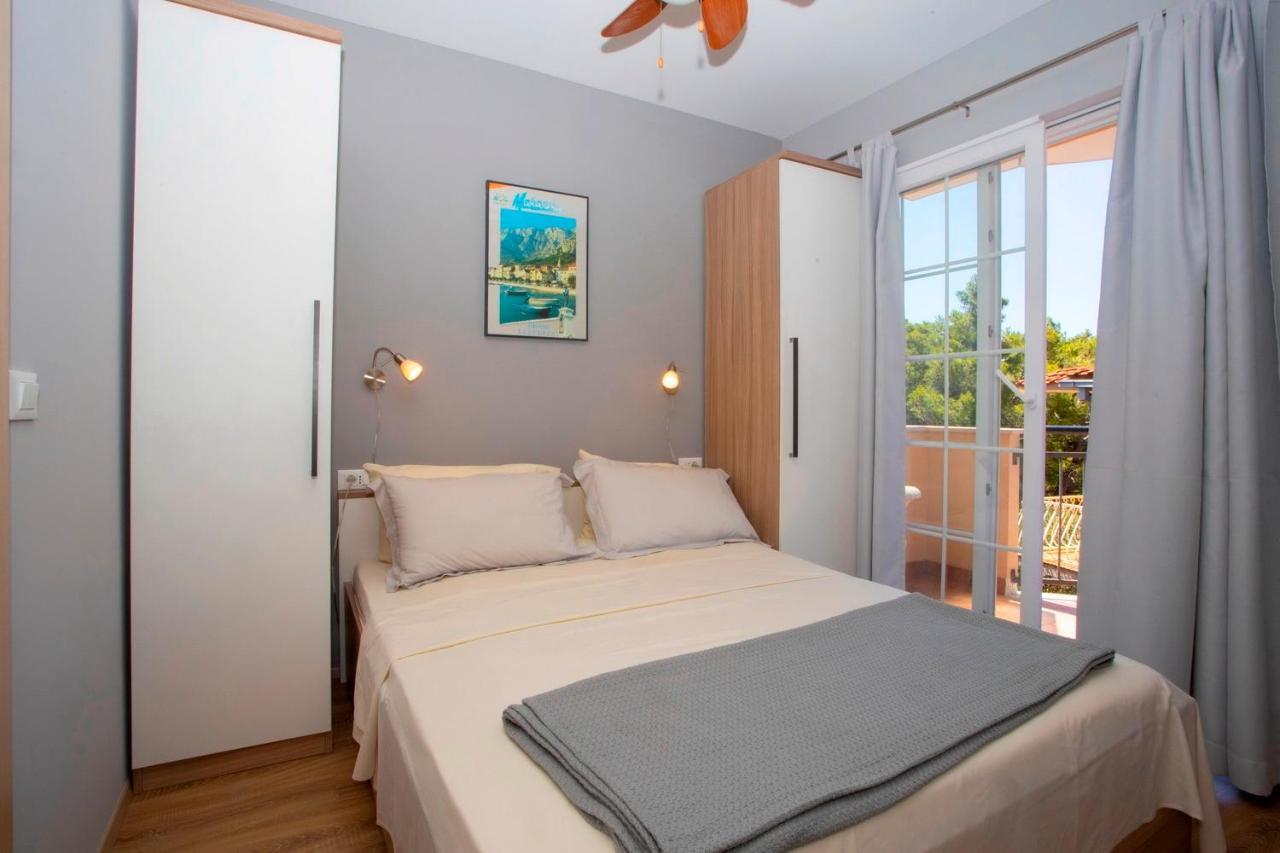 Apartamento Villla Brigitte Tučepi Exterior foto