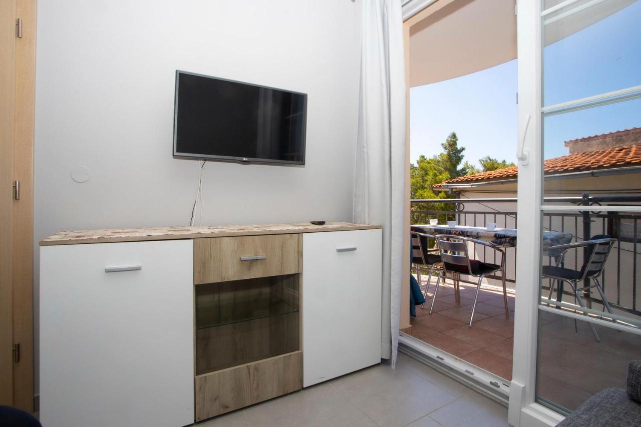 Apartamento Villla Brigitte Tučepi Exterior foto