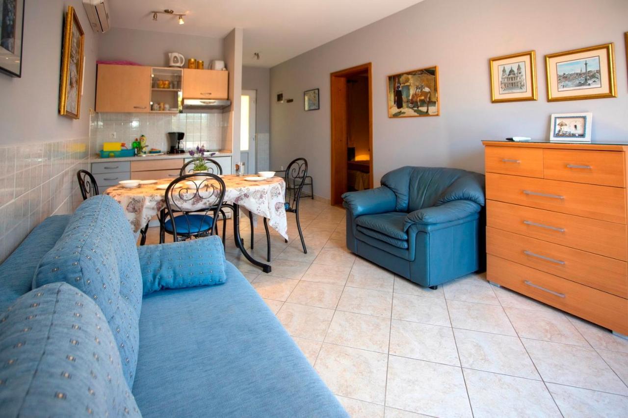 Apartamento Villla Brigitte Tučepi Exterior foto