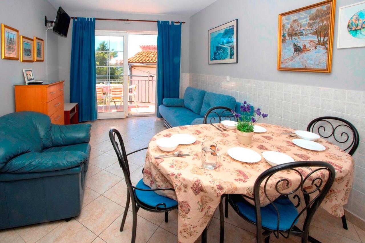 Apartamento Villla Brigitte Tučepi Exterior foto