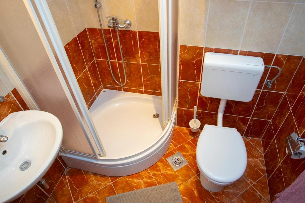 Apartamento Villla Brigitte Tučepi Exterior foto