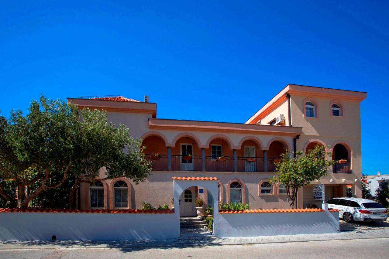 Apartamento Villla Brigitte Tučepi Exterior foto